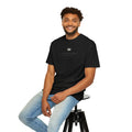 Live Different crown graphic T-shirt | Minimal motivational tee