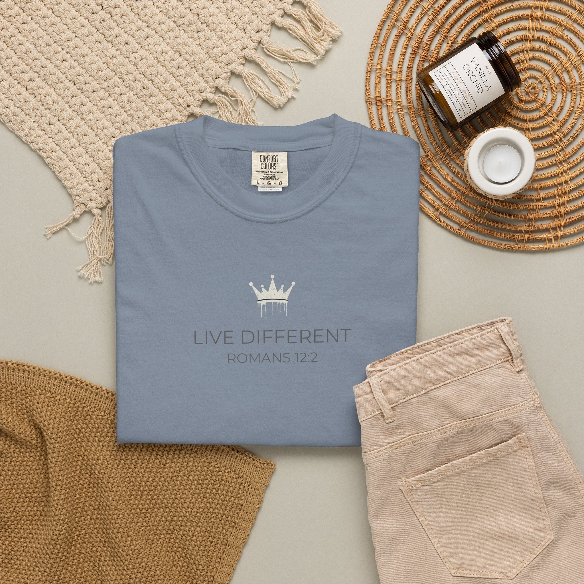 Live Different crown graphic T-shirt | Minimal motivational tee